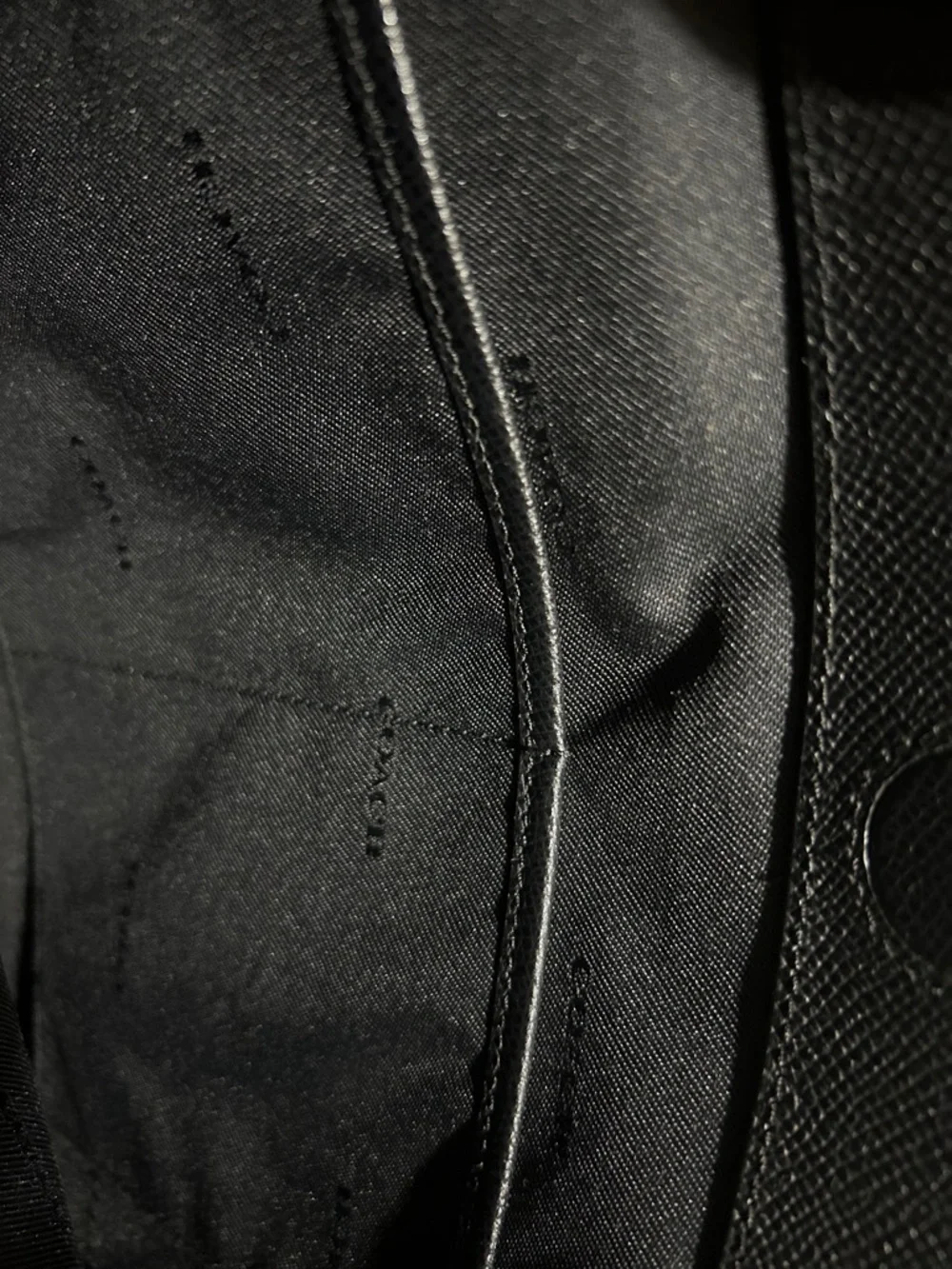 Black Stanton Crossbody Crossgrain Leather Carryall 37148 - Picture 13 of 15